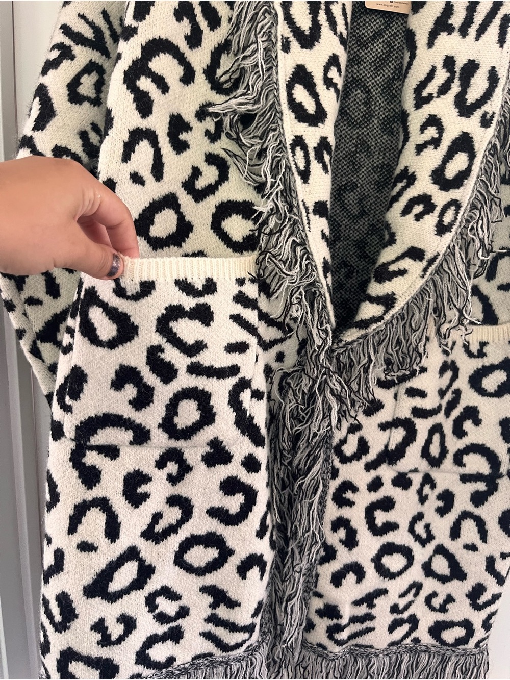 never worn! ESQUALO Black & Cream Leopard Fringe Open-Front Cardigan